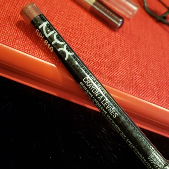 Makeup bundle - Picture 3 of 13